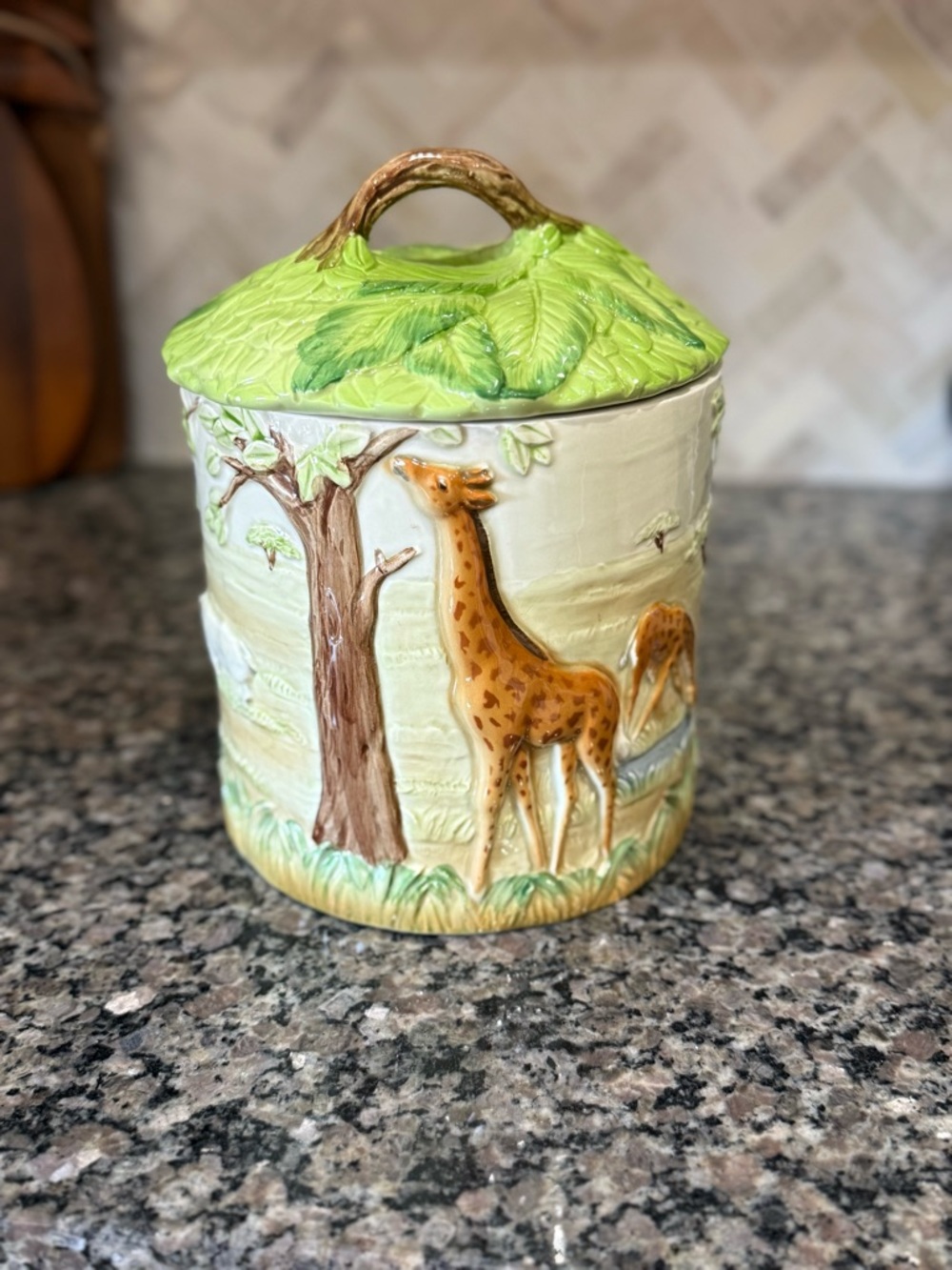 Vintage Otagiri 1981 Ceramic Giraffe Safari Canister /cookie jar- Green Lid